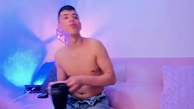 Snapshot of Angel_Khouri chatting on March 15, 2:46 am Angel Khouri online show from March 15, 2:46 am