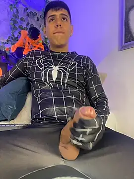 Angel Khouri online show from October 31, 3:51 am