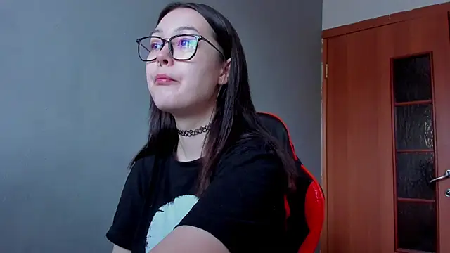 kittenrisha online show from January 17, 8:02 am