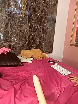 Snapshot of Danni_shy chatting on February 12, 2:14 am Danni shy online show from February 12, 2:14 am