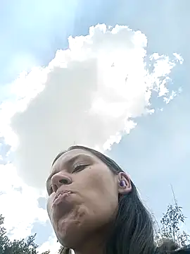 Snapshot of Danni_shy chatting on March 1, 4:54 pm Danni shy online show from March 1, 4:54 pm