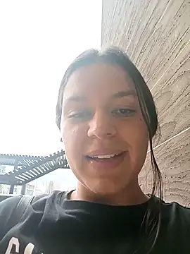 Snapshot of Danni_shy chatting on March 4, 7:22 pm Danni shy online show from March 4, 7:22 pm