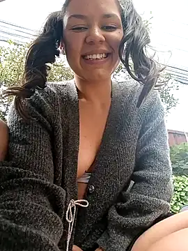 Snapshot of Danni_shy chatting on March 22, 3:09 pm Danni shy online show from March 22, 3:09 pm