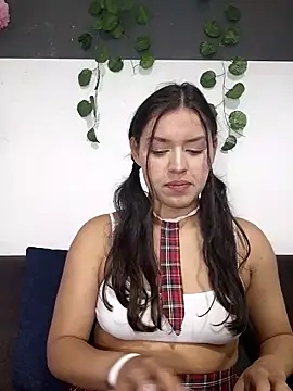 Snapshot of Danni_shy chatting on September 9, 1:27 am Danni shy online show from September 9, 1:27 am