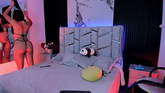 daniiphoeniixx online show from October 7, 7:44 pm