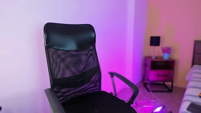 Snapshot of Brian-Ausslos chatting on December 30, 12:20 pm Brian-Ausslos online show from December 30, 12:20 pm