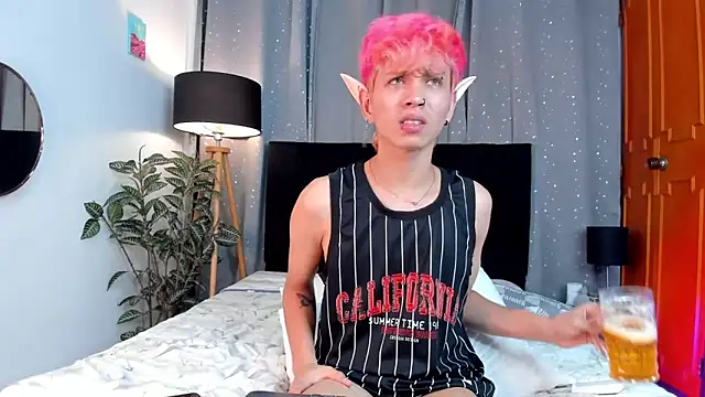 Snapshot of Brian-Ausslos chatting on March 17, 2:12 pm Brian-Ausslos online show from March 17, 2:12 pm