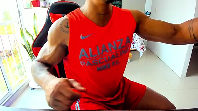 Snapshot of Adam_Valenciia chatting on November 4, 3:55 pm Adam Valenciia online show from November 4, 3:55 pm