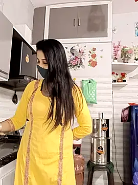 Snapshot of Best-Couple chatting on November 14, 3:05 am Best-Couple online show from November 14, 3:05 am