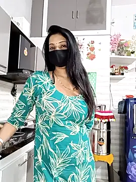 Best-Couple online show from February 13, 3:52 pm