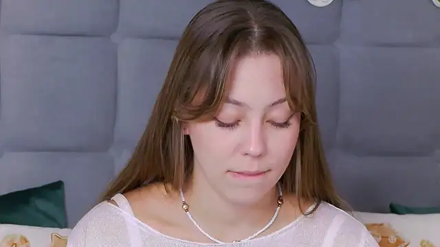 TheEmma online show from December 18, 8:59 pm