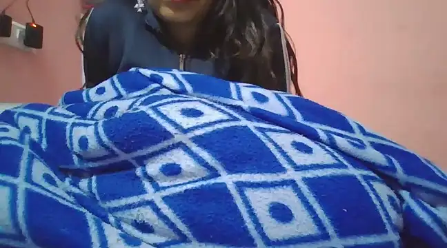 Hot-shanvi online show from March 5, 8:32 pm