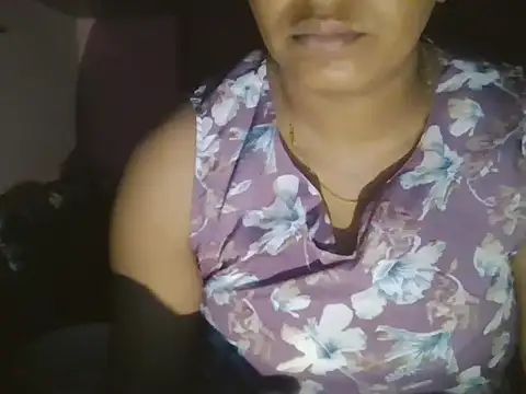 Snapshot of Hot-shanvi chatting on July 3, 11:44 pm Hot-shanvi online show from July 3, 11:44 pm