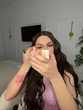 claraxjoyy online show from February 22, 5:51 am