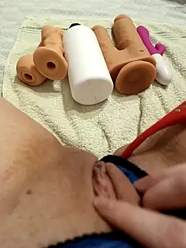 Snapshot of AnnalSV91 chatting on February 27, 10:31 pm AnnalSV91 online show from February 27, 10:31 pm