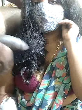 Snapshot of Rathi22 chatting on May 2, 3:06 pm Rathi22 online show from May 2, 3:06 pm