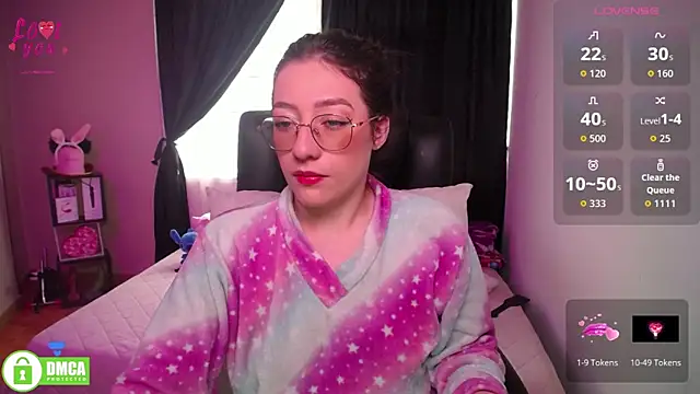 Qadesh Boix online show from September 14, 7:02 pm