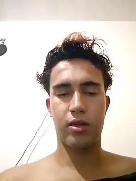 Lian Noath online show from January 1, 11:29 pm