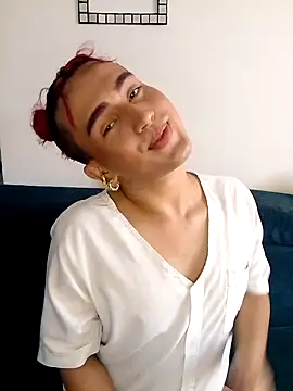 Lian Noath online show from February 26, 3:41 pm