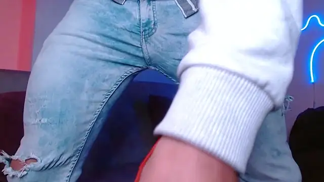 Joylopez fit online show from February 23, 4:46 pm