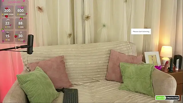 Snapshot of cute_erelis_ chatting on January 10, 8:10 pm cute erelis online show from January 10, 8:10 pm