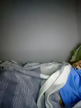 Snapshot of fredfgr chatting on October 25, 12:51 am fredfgr online show from October 25, 12:51 am