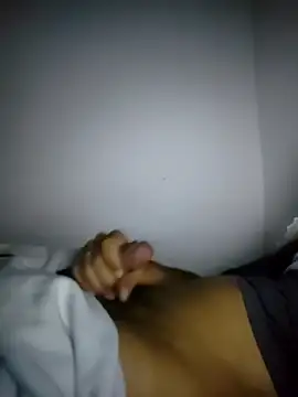 fredfgr online show from December 18, 11:33 pm