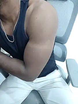 Snapshot of hot_boy_dic chatting on December 14, 1:27 pm hot boy dic online show from December 14, 1:27 pm