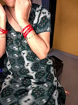 lovelygirl4567 online show from September 25, 4:32 pm