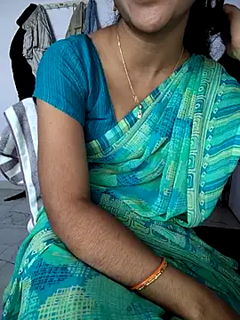 lovelygirl4567 online show from December 3, 6:32 am