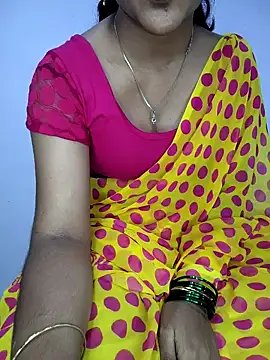 lovelygirl4567 online show from April 4, 6:05 pm