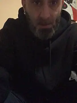 josueswvillaA1 online show from December 3, 8:07 pm