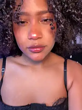 bronwgirl69 online show from October 1, 7:53 pm