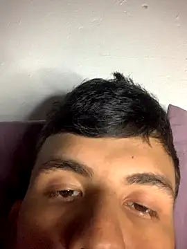 gabrielzinnnn085 online show from September 17, 9:05 pm