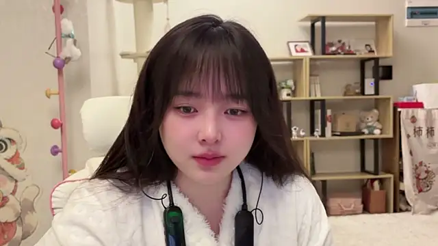 Chenjing0 online show from February 11, 1:05 pm