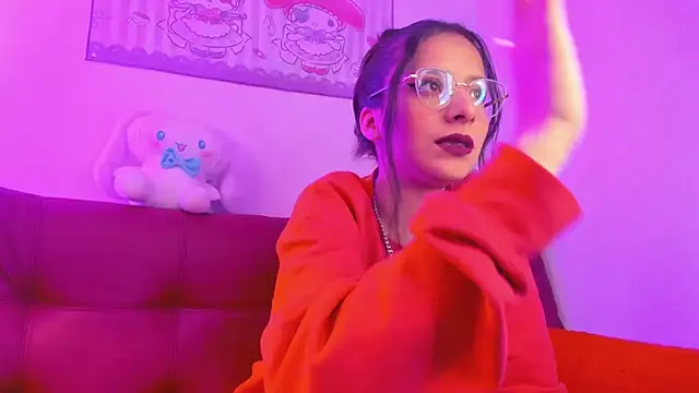 Snapshot of Misha_Lover chatting on November 11, 8:42 pm Misha Lover online show from November 11, 8:42 pm