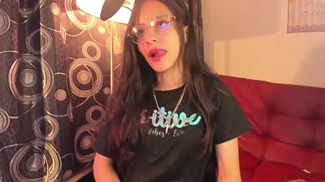 Snapshot of Misha_Lover chatting on November 20, 2:01 am Misha Lover online show from November 20, 2:01 am