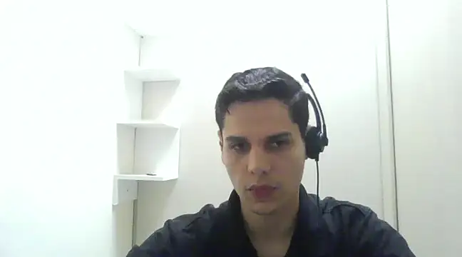 Snapshot of novinho242k chatting on January 2, 5:29 pm novinho242k online show from January 2, 5:29 pm