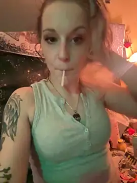 Snapshot of damselaintstressn chatting on October 24, 12:08 am damselaintstressn online show from October 24, 12:08 am