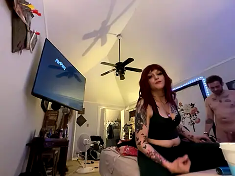 Snapshot of damselaintstressn chatting on November 7, 10:59 am damselaintstressn online show from November 7, 10:59 am