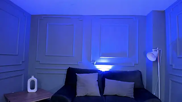 NiaSalvatore online show from March 21, 7:24 pm