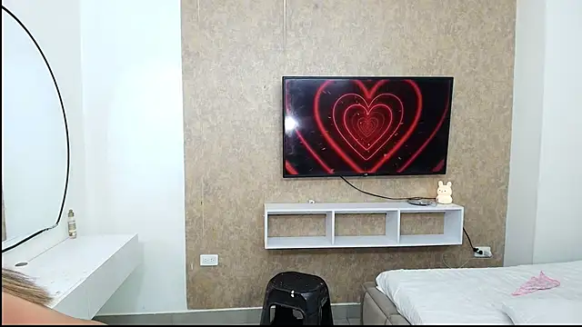 Snapshot of sexy_melany_xxx chatting on October 7, 9:12 pm sexy melany xxx online show from October 7, 9:12 pm