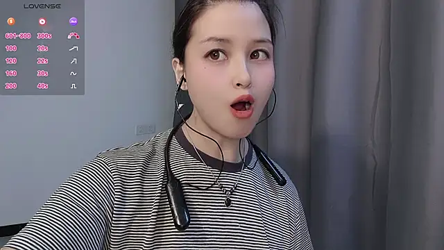 Lucky-xiuxiu online show from November 25, 3:23 pm