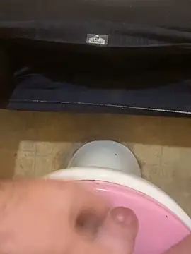 balint35 online show from November 12, 8:19 pm