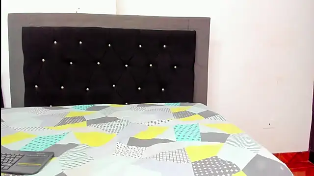 violetadumsper online show from February 4, 2:07 am