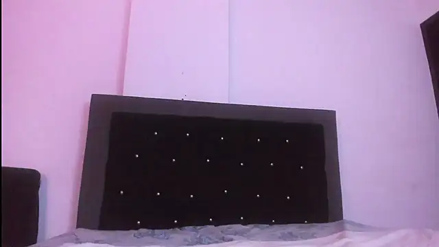 violetadumsper online show from February 23, 9:33 am