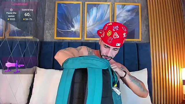 Lancelot Benwick online show from January 10, 8:32 pm