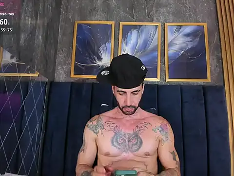 Snapshot of Lancelot_Benwick chatting on May 1, 8:57 pm Lancelot Benwick online show from May 1, 8:57 pm