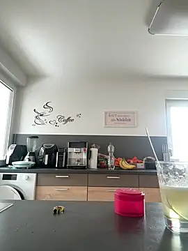 Mia-Fuchs online show from January 11, 10:42 am