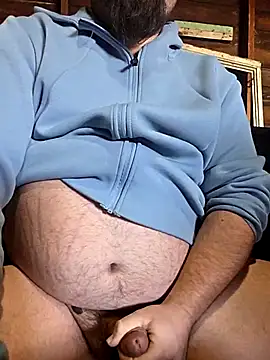 Snapshot of thickdaddy10 chatting on February 15, 6:15 pm thickdaddy10 online show from February 15, 6:15 pm